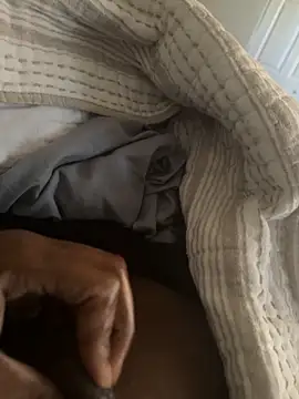 Snapshot of tokenkingtn chatting on December 5, 2025, 4:05 pm tokenkingtn online show from December 5, 2025, 4:05 pm