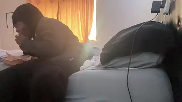 Snapshot of tokenkingtn chatting on November 21, 2025, 4:17 pm tokenkingtn online show from November 21, 2025, 4:17 pm