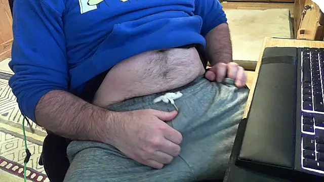 Snapshot of ThickGrowerDad chatting on October 24, 2025, 4:17 pm ThickGrowerDad online show from October 24, 2025, 4:17 pm