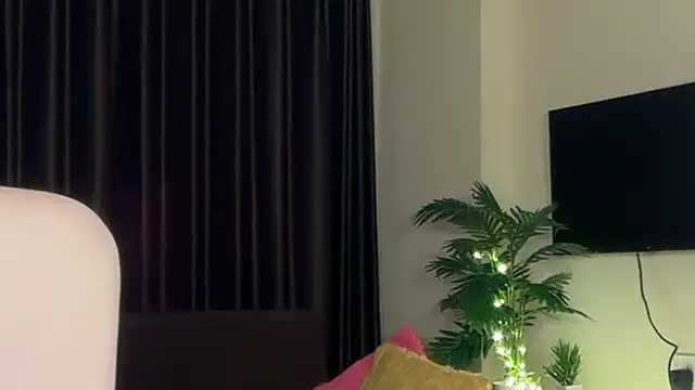 sexy m23 online show from September 30, 2025, 4:18 am