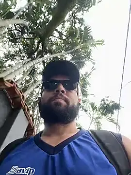 Snapshot of Gasc_1992 chatting on October 31, 2025, 5:53 pm Gasc 1992 online show from October 31, 2025, 5:53 pm