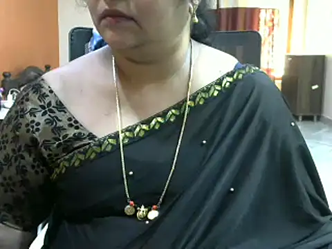 Snapshot of Naughty_Nityaa chatting on February 18, 2025, 10:49 am Naughty Nityaa online show from February 18, 2025, 10:49 am