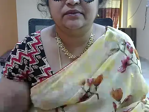 Snapshot of Naughty_Nityaa chatting on February 11, 2025, 10:25 am Naughty Nityaa online show from February 11, 2025, 10:25 am