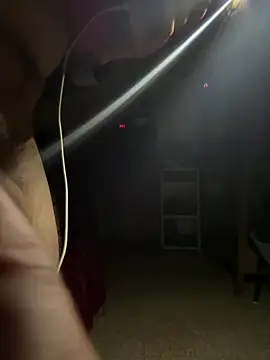 Snapshot of Miky_21 chatting on March 12, 2025, 1:36 am Miky 21 online show from March 12, 2025, 1:36 am