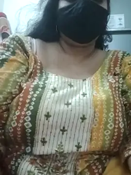 zeepe19 online show from March 11, 2026, 6:35 pm