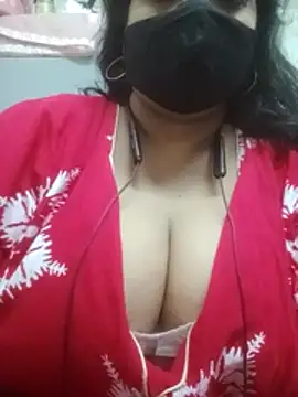 zeepe19 online show from May 10, 2026, 11:14 am