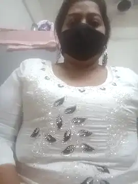 zeepe19 online show from March 23, 2026, 11:43 am