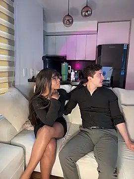 tiana nave online show from April 8, 2026, 1:34 pm