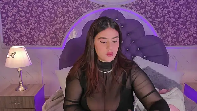 Snapshot of Miamontoya chatting on November 8, 2025, 2:42 pm Miamontoya online show from November 8, 2025, 2:42 pm