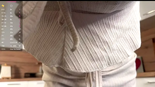 HellPeach online show from October 3, 2025, 5:14 pm