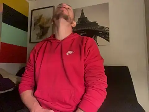 Snapshot of Gman143187 chatting on December 17, 2025, 5:29 pm Gman143187 online show from December 17, 2025, 5:29 pm