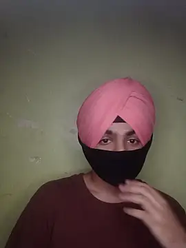 weeif online show from October 30, 2025, 7:33 pm