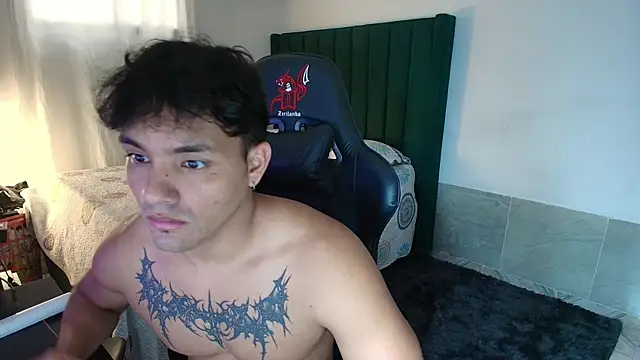 Snapshot of man_dur07 chatting on May 13, 2026, 7:54 pm man dur07 online show from May 13, 2026, 7:54 pm