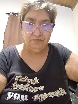 Snapshot of florecita69 chatting on April 22, 2026, 1:34 am florecita69 online show from April 22, 2026, 1:34 am