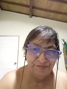 florecita69 online show from October 23, 2025, 4:11 am