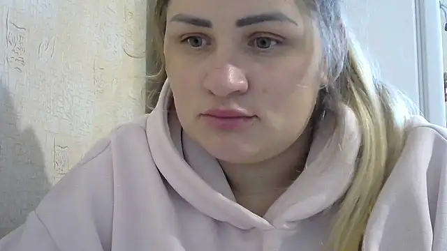 Snapshot of Honeydew-Waves chatting on October 29, 2025, 6:56 am Honeydew-Waves online show from October 29, 2025, 6:56 am