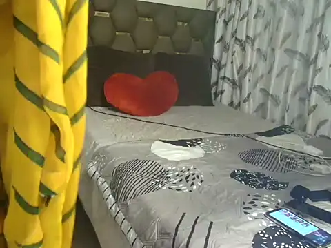 CUTE princess 143 online show from September 19, 2025, 4:33 pm