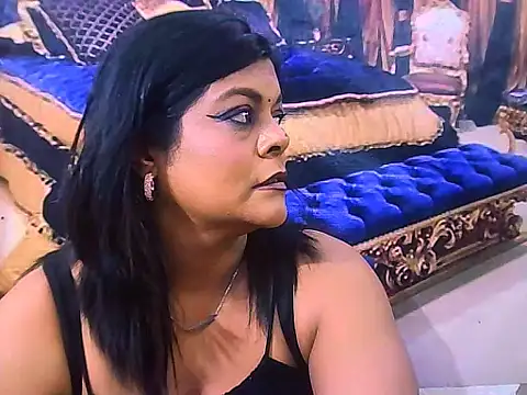 indianCherryPie online show from June 5, 2026, 5:45 am