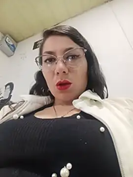 Snapshot of VALERY-03_ chatting on July 22, 2026, 9:06 pm VALERY-03 online show from July 22, 2026, 9:06 pm