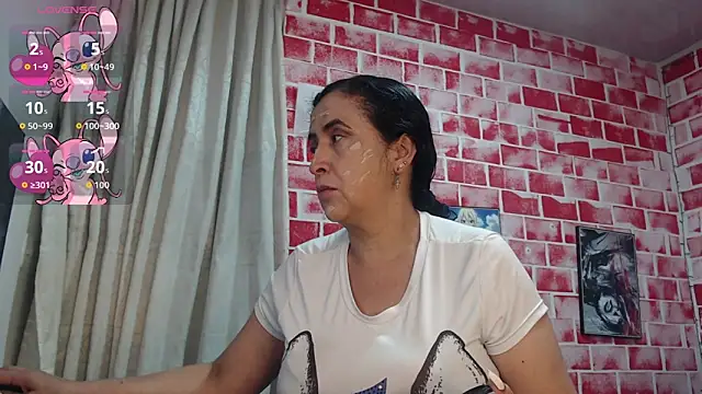 Snapshot of anita_s3x chatting on November 30, 2025, 11:33 am anita s3x online show from November 30, 2025, 11:33 am