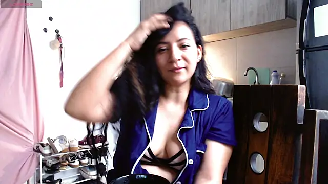 Snapshot of mariamulata chatting on May 2, 2026, 9:20 pm mariamulata online show from May 2, 2026, 9:20 pm