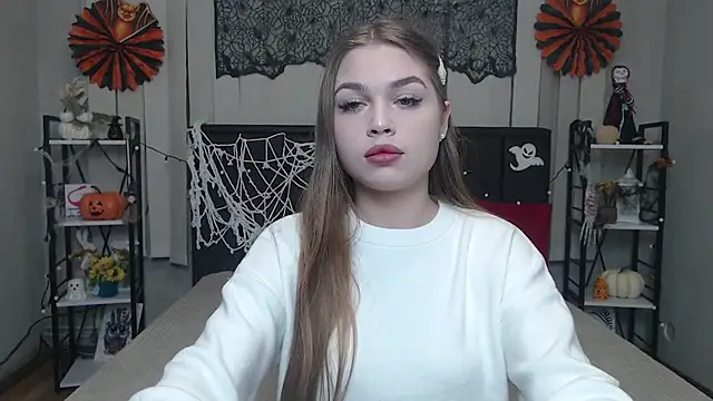 Snapshot of LaraPika chatting on October 21, 2025, 5:07 am LaraPika online show from October 21, 2025, 5:07 am