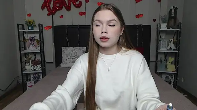 Snapshot of LaraPika chatting on February 18, 2026, 6:11 am LaraPika online show from February 18, 2026, 6:11 am