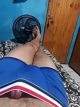 Snapshot of 1995eduardo chatting on March 8, 2025, 1:50 am 1995eduardo online show from March 8, 2025, 1:50 am