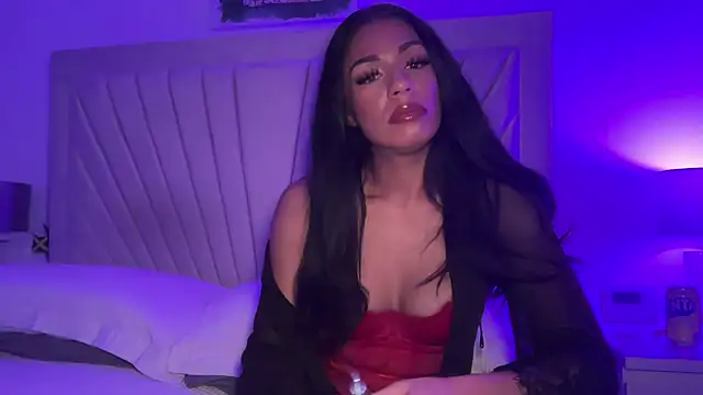 Snapshot of Ava_Foxx chatting on October 29, 2025, 9:03 pm Ava Foxx online show from October 29, 2025, 9:03 pm