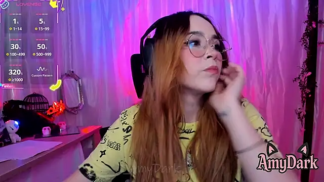 Snapshot of _AmyDark chatting on November 30, 2025, 9:37 pm AmyDark online show from November 30, 2025, 9:37 pm