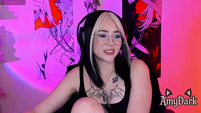  AmyDark online show from April 19, 2026, 7:16 pm