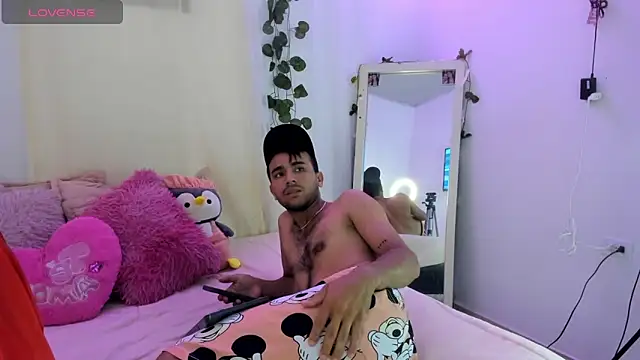 catalina and roger online show from October 22, 2025, 12:04 pm