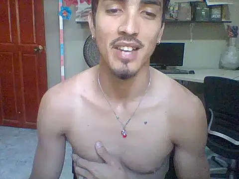 jeremy scott online show from February 13, 2026, 3:34 pm