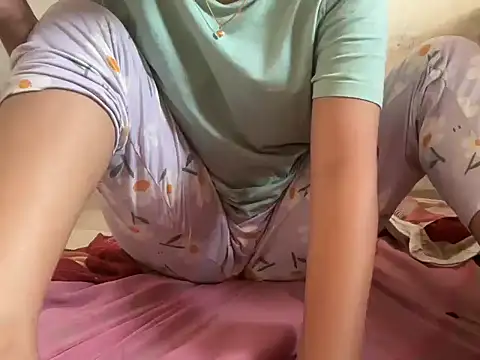 Pie066  online show from September 24, 2025, 1:57 am