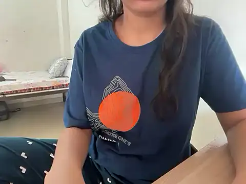 Pie066  online show from October 16, 2025, 6:54 am