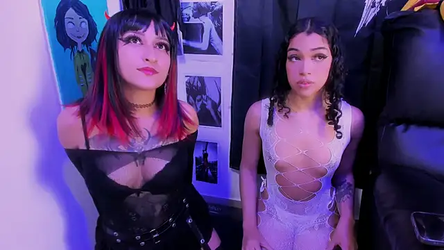 Snapshot of amaracooper_ chatting on March 8, 2025, 10:34 pm amaracooper online show from March 8, 2025, 10:34 pm