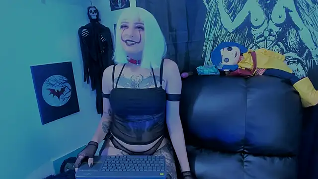 Snapshot of amaracooper_ chatting on October 2, 2025, 1:03 pm amaracooper online show from October 2, 2025, 1:03 pm