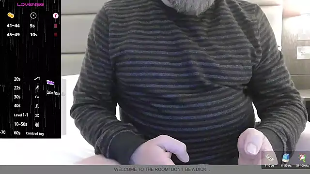 Snapshot of BondBroken chatting on March 22, 2026, 8:10 pm BondBroken online show from March 22, 2026, 8:10 pm