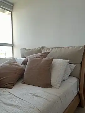 Gia Ferh online show from March 29, 2026, 8:32 pm