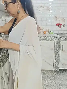 Snapshot of Saroj-Shah chatting on May 9, 2026, 4:43 pm Saroj-Shah online show from May 9, 2026, 4:43 pm