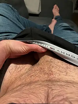 mrniceguy198 online show from February 11, 2026, 9:25 pm