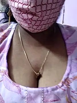 Snapshot of mallu-sumi chatting on August 5, 2026, 6:46 pm mallu-sumi online show from August 5, 2026, 6:46 pm