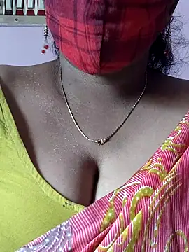 mallu-sumi online show from November 8, 2025, 5:22 am