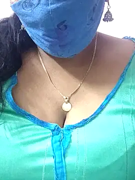 mallu-sumi online show from February 26, 2026, 5:35 pm