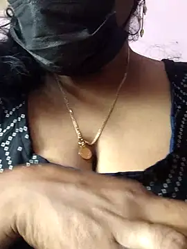 mallu-sumi online show from April 9, 2026, 4:25 am