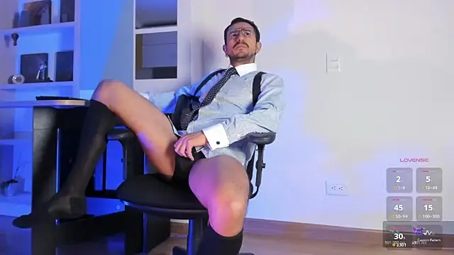 pablo-rincon95 online show from December 16, 2025, 11:36 am