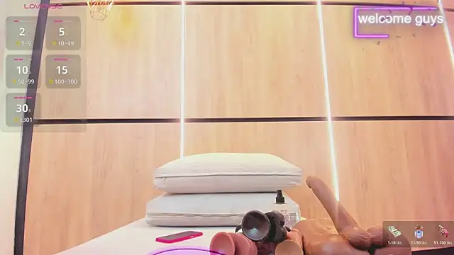 Snapshot of adela_chase chatting on December 3, 2025, 2:45 am adela chase online show from December 3, 2025, 2:45 am