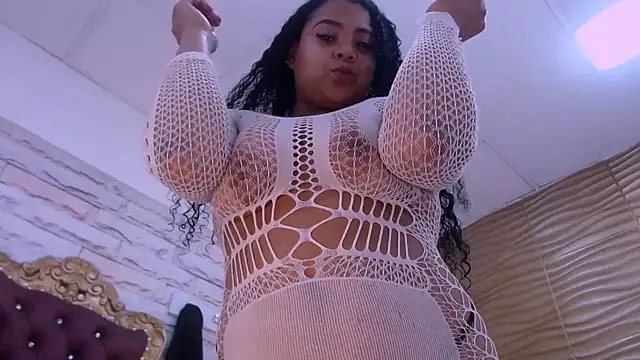 Snapshot of JadeSoleile chatting on October 25, 2025, 12:17 pm JadeSoleile online show from October 25, 2025, 12:17 pm