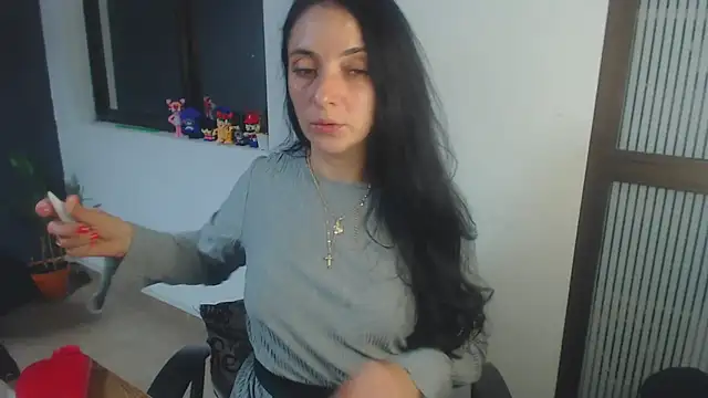 amellie ros online show from September 17, 2025, 11:40 pm