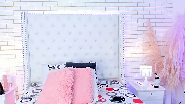 Krystal cambell1 online show from February 21, 2026, 8:11 pm